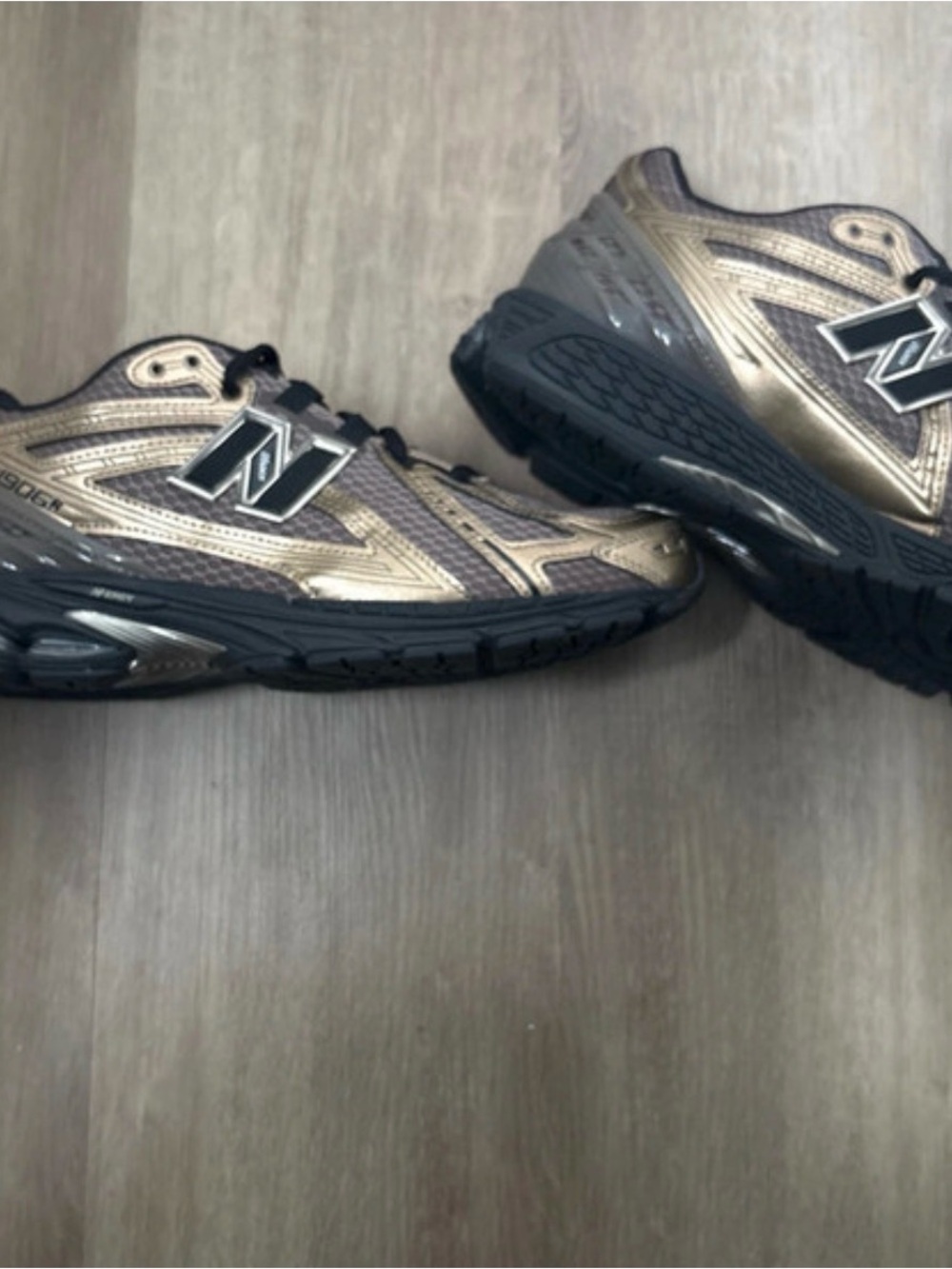 New Balance Bronze and Black Men's/Women's Athletic Sneakers